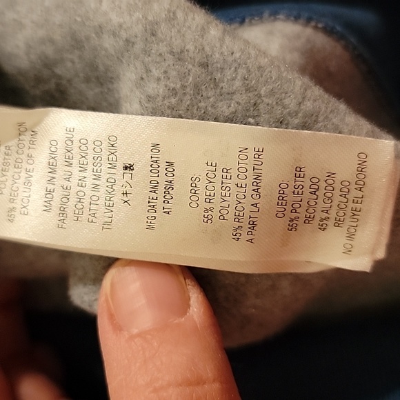 NWT UNISEX size XS Patagonia hoodie - Picture 5 of 5